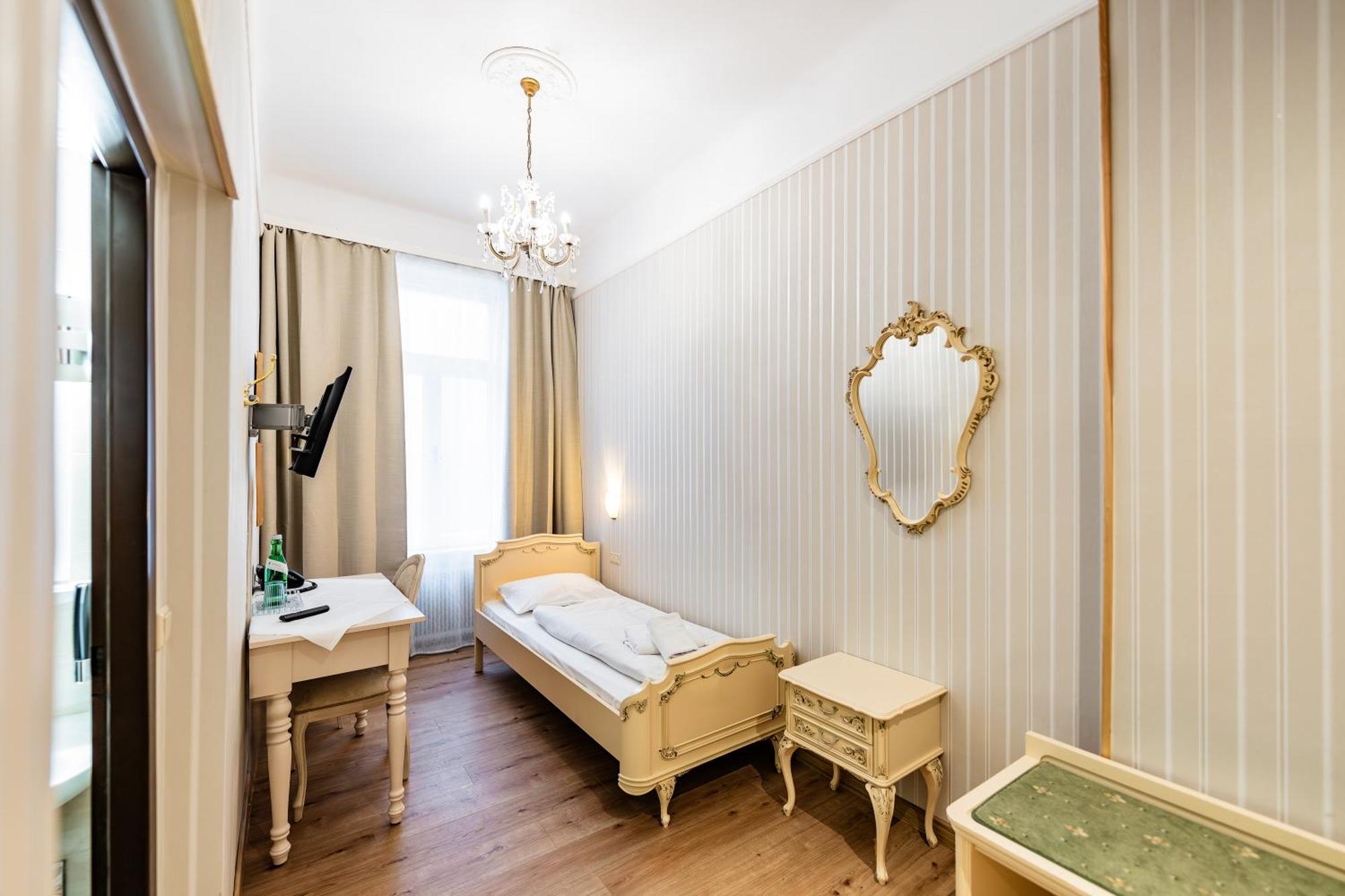Hotel Pension Baronesse Βιέννη Εξωτερικό φωτογραφία